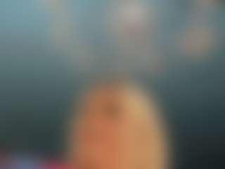 adrianna777's Live Sex Cam Show