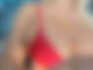 adrianna777's Live Sex Cam Show