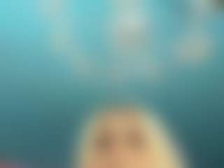 adrianna777's Live Sex Cam Show