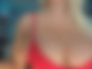 adrianna777's Live Sex Cam Show