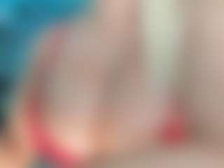 adrianna777's Live Sex Cam Show