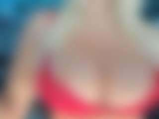 adrianna777's Live Sex Cam Show
