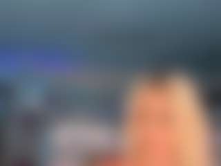 adrianna777's Live Sex Cam Show