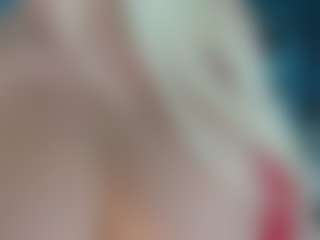 adrianna777's Live Sex Cam Show