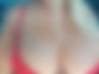 adrianna777's Live Sex Cam Show