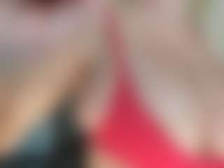 adrianna777's Live Sex Cam Show