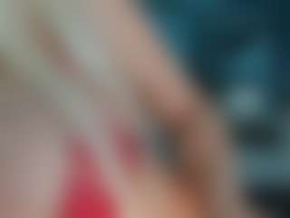 adrianna777's Live Sex Cam Show