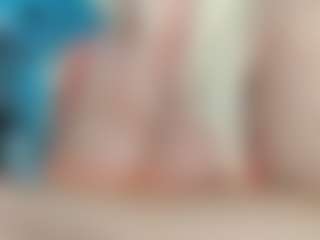 adrianna777's Live Sex Cam Show