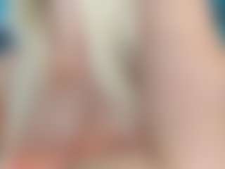 adrianna777's Live Sex Cam Show