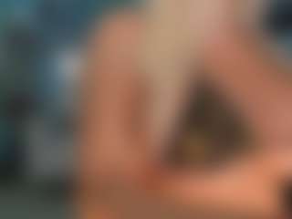 adrianna777's Live Sex Cam Show