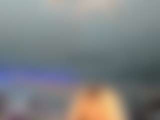adrianna777's Live Sex Cam Show