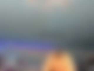 adrianna777's Live Sex Cam Show
