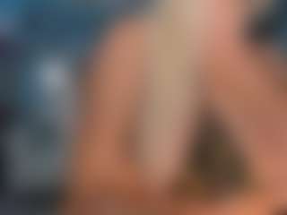 adrianna777's Live Sex Cam Show