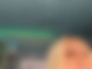adrianna777's Live Sex Cam Show