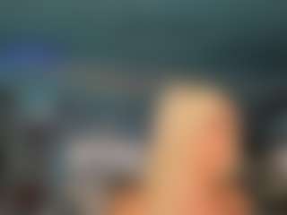 adrianna777's Live Sex Cam Show