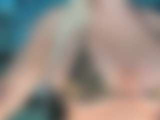 adrianna777's Live Sex Cam Show