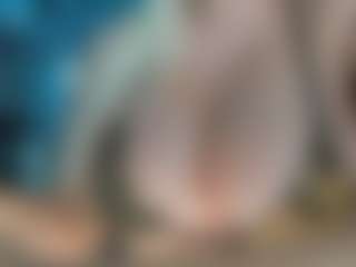 adrianna777's Live Sex Cam Show