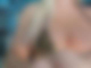 adrianna777's Live Sex Cam Show