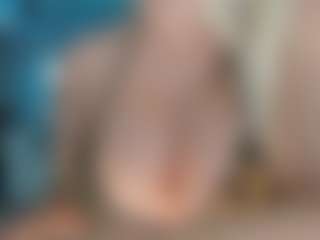adrianna777's Live Sex Cam Show