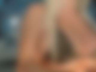 adrianna777's Live Sex Cam Show
