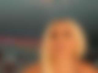 adrianna777's Live Sex Cam Show