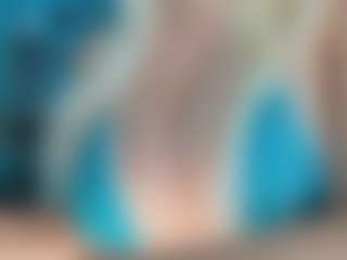 adrianna777's Live Sex Cam Show