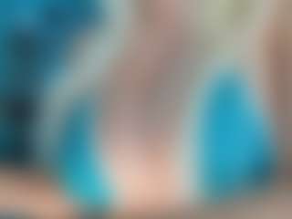adrianna777's Live Sex Cam Show