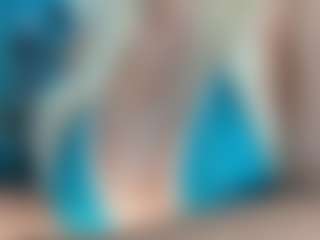 adrianna777's Live Sex Cam Show