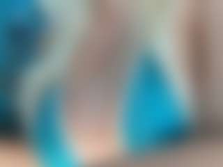 adrianna777's Live Sex Cam Show
