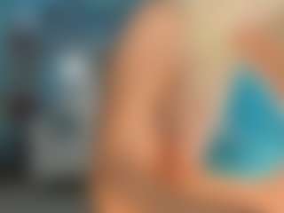 adrianna777's Live Sex Cam Show
