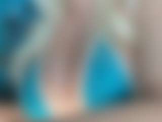 adrianna777's Live Sex Cam Show