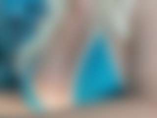adrianna777's Live Sex Cam Show