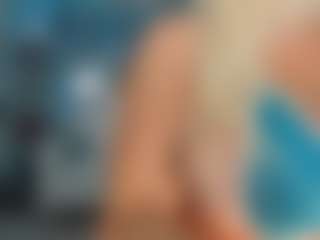 adrianna777's Live Sex Cam Show