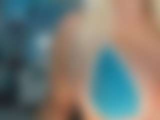 adrianna777's Live Sex Cam Show