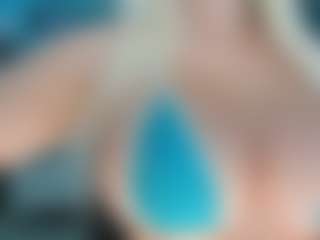 adrianna777's Live Sex Cam Show