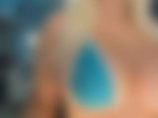 adrianna777's Live Sex Cam Show
