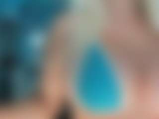 adrianna777's Live Sex Cam Show