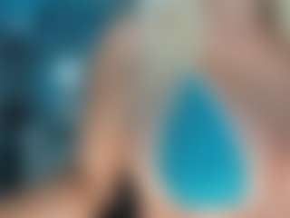 adrianna777's Live Sex Cam Show