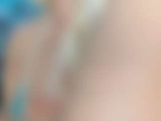 adrianna777's Live Sex Cam Show
