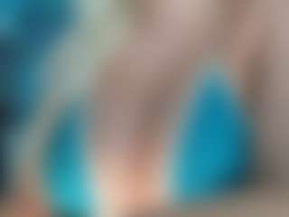 adrianna777's Live Sex Cam Show