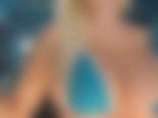 adrianna777's Live Sex Cam Show
