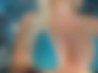 adrianna777's Live Sex Cam Show