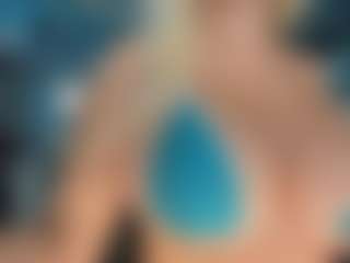 adrianna777's Live Sex Cam Show