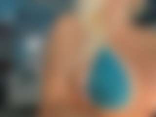 adrianna777's Live Sex Cam Show