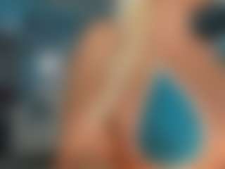 adrianna777's Live Sex Cam Show