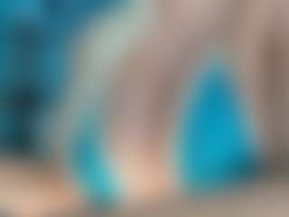 adrianna777's Live Sex Cam Show