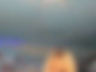 adrianna777's Live Sex Cam Show