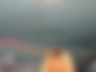adrianna777's Live Sex Cam Show
