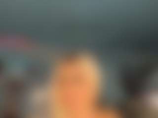 adrianna777's Live Sex Cam Show