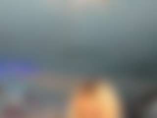 adrianna777's Live Sex Cam Show